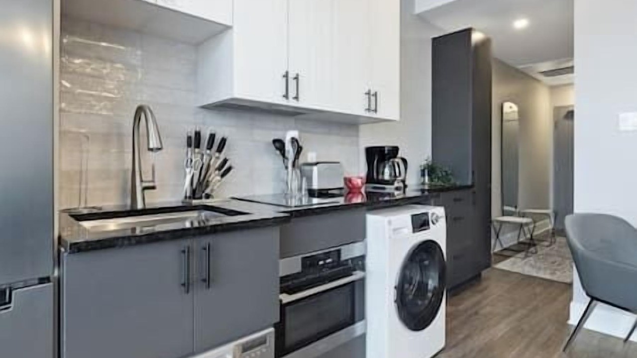 Photo of Kitchen in Vanier North