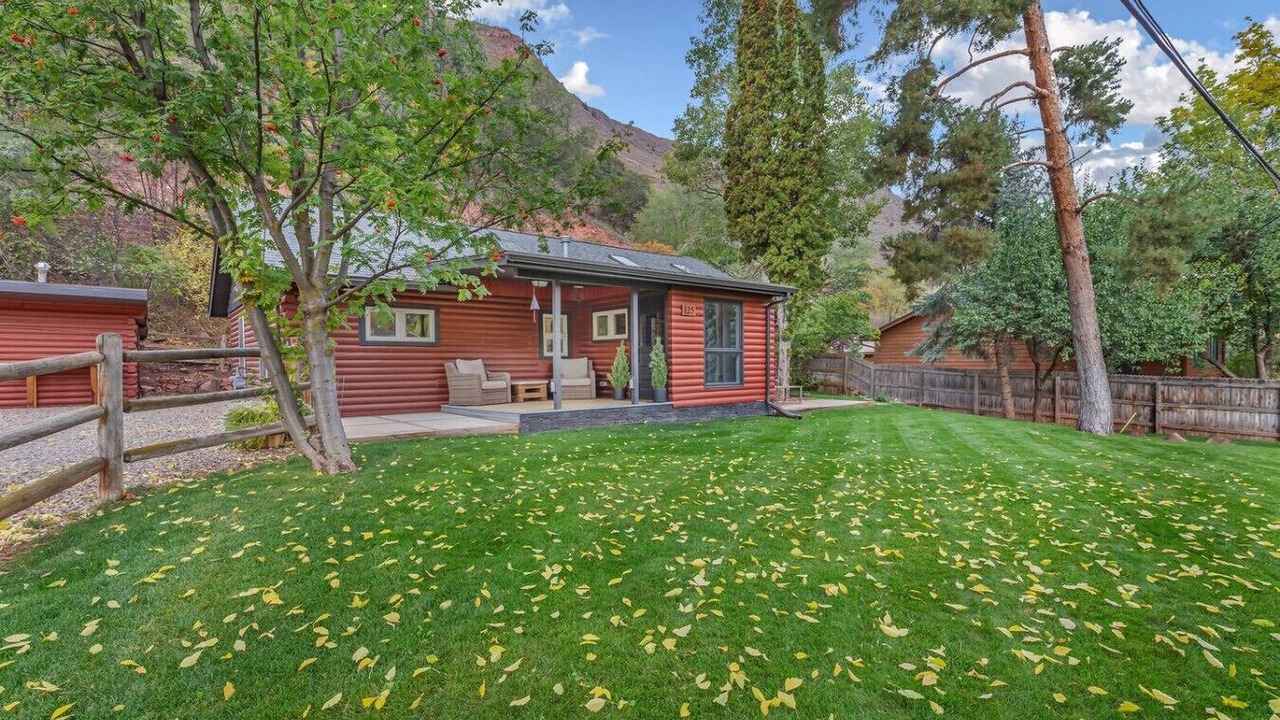 Photo of Outdoor in Glenwood Springs