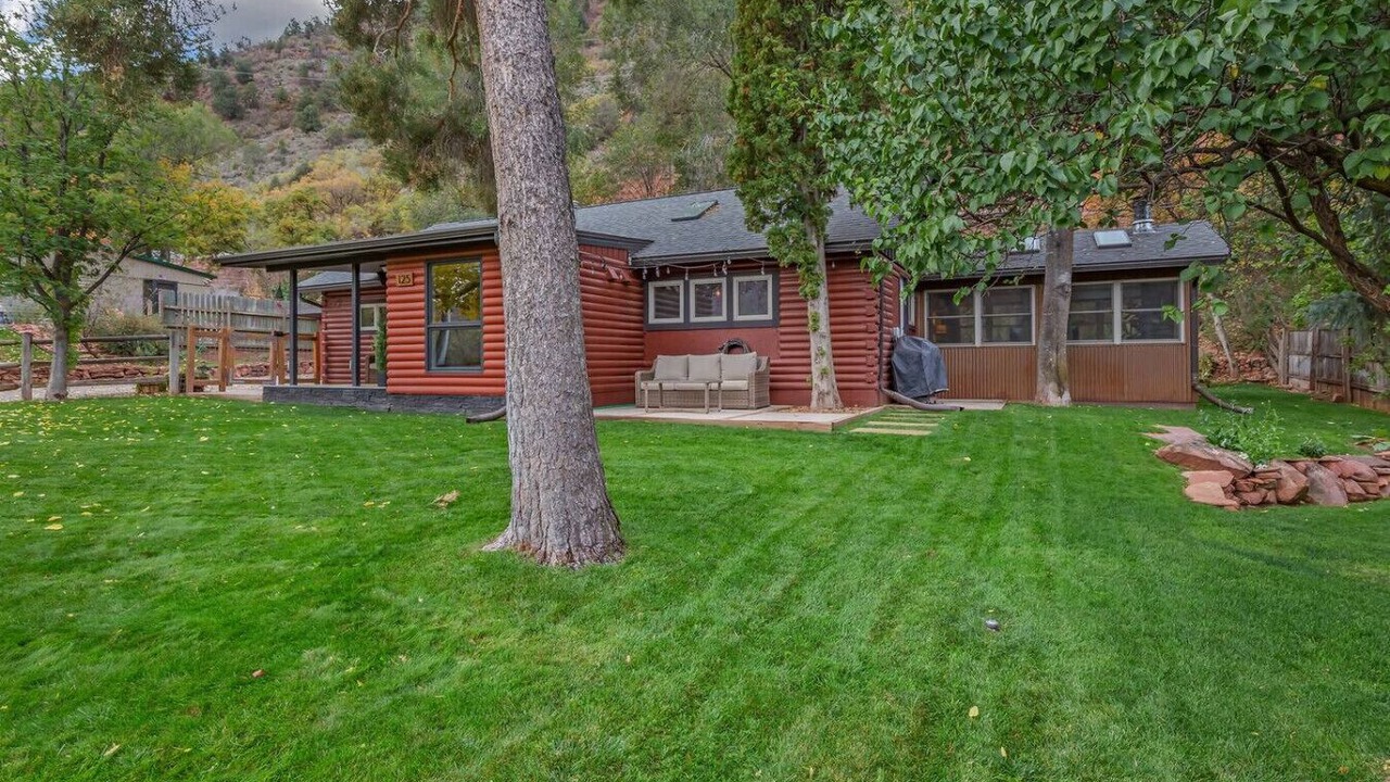 Photo of Outdoor in Glenwood Springs