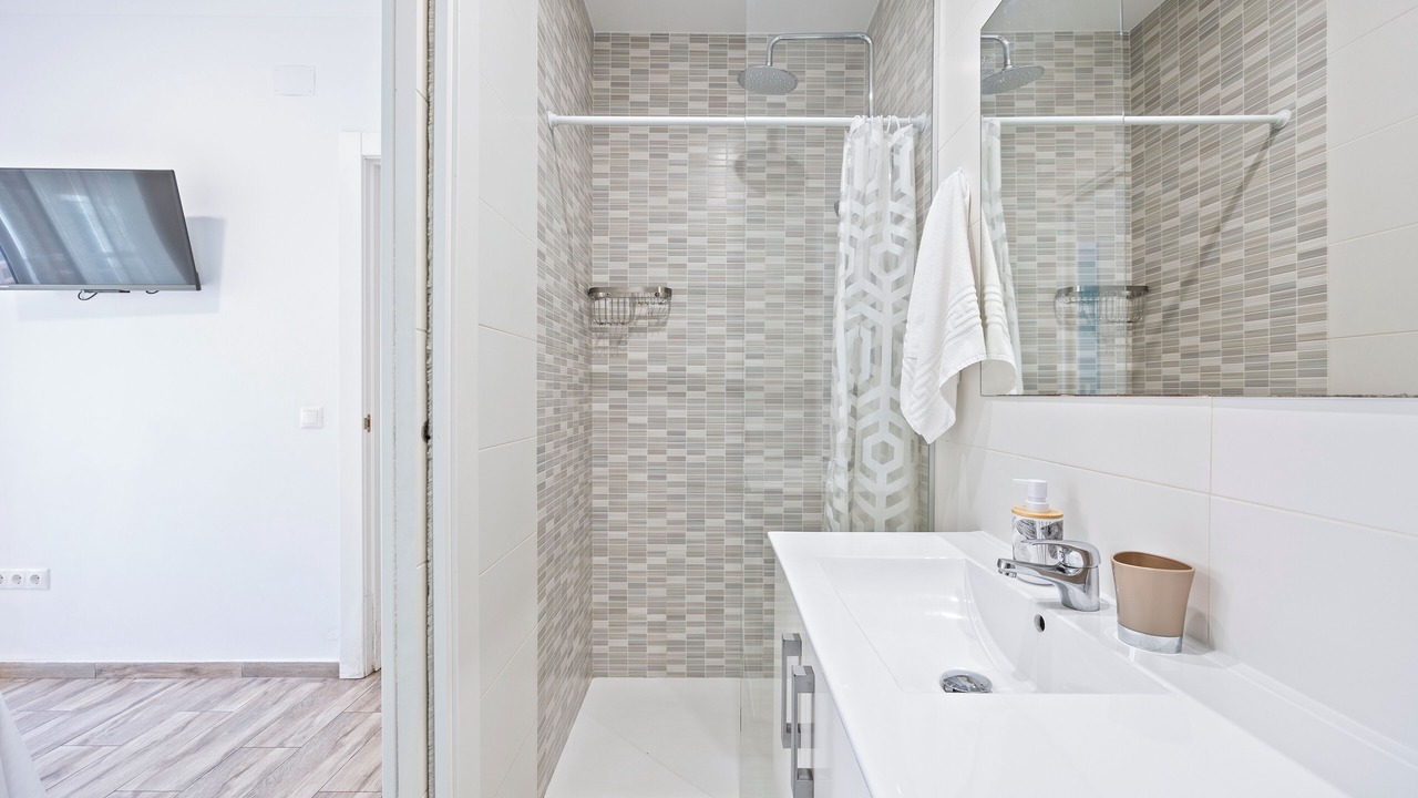 Photo of Bathroom in Benidorm Centro