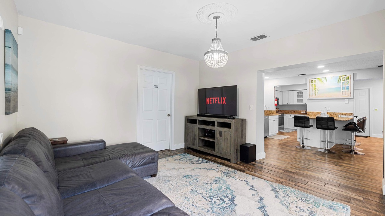 Photo of Livingroom in Pinellas Park