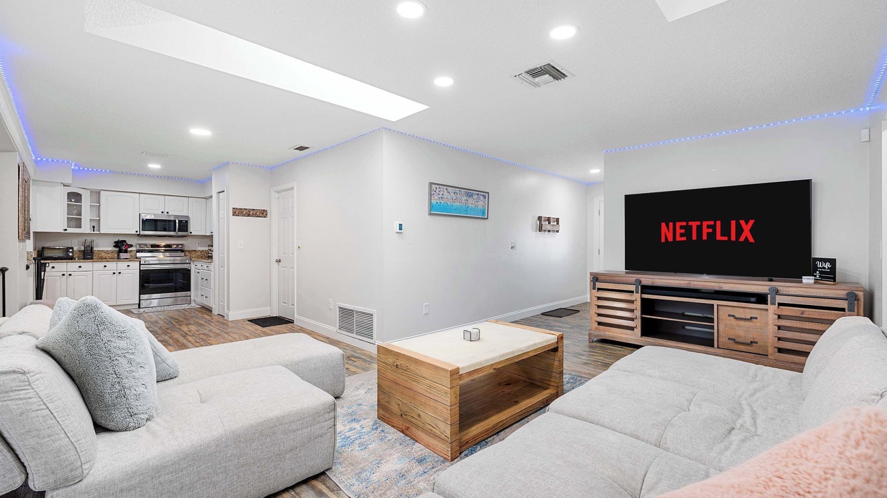 Photo of Livingroom in Pinellas Park