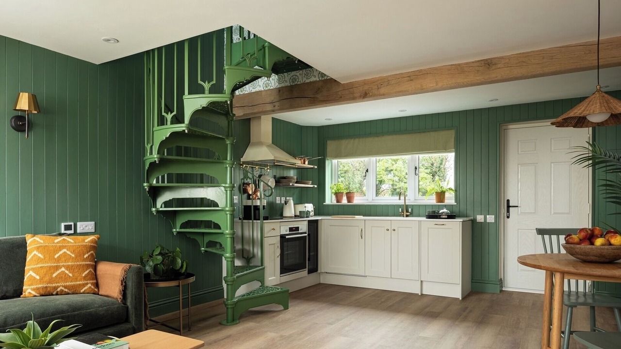 Photo of Livingroom in Alton