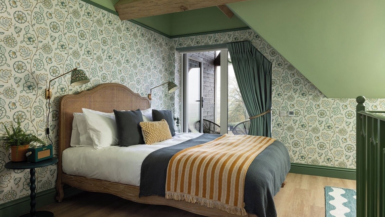 Photo of Bedroom in Alton