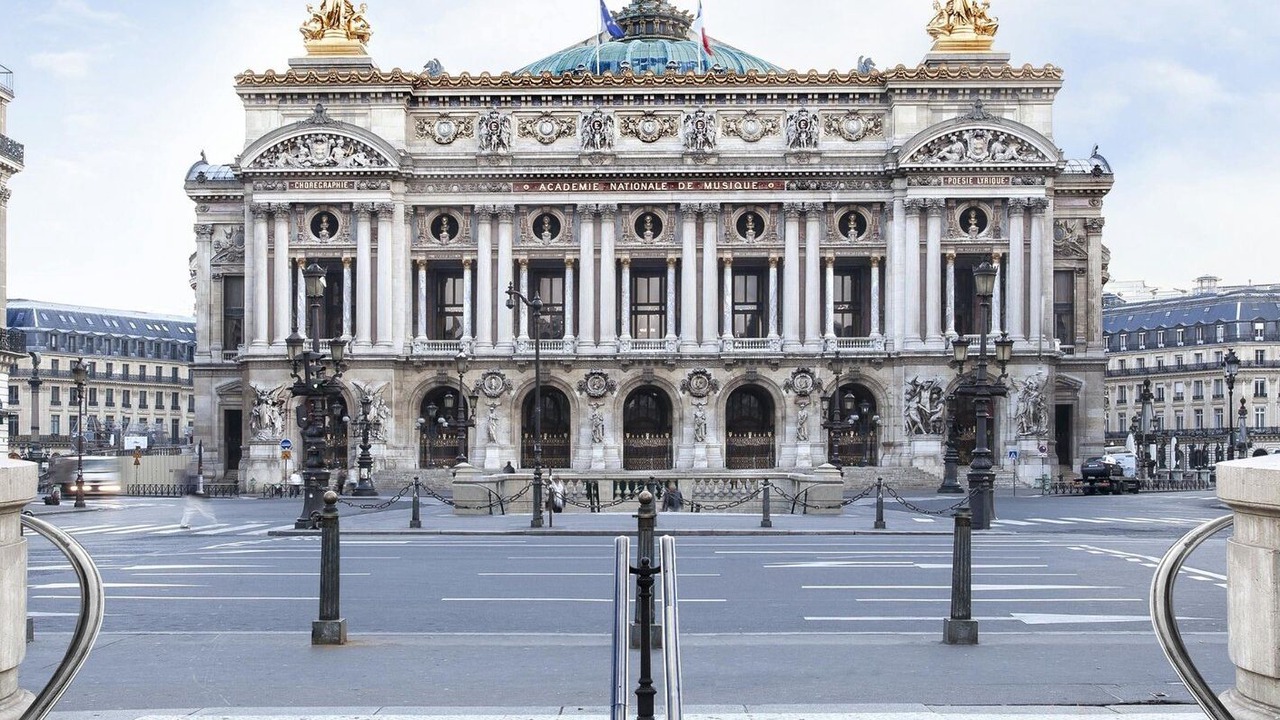 Photo of Others in Saint-Germain-des-Pres