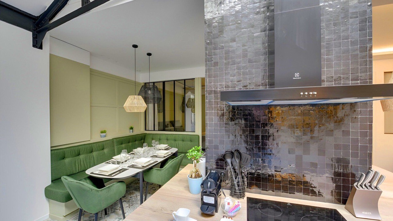 Photo of Others in Saint-Germain-des-Pres