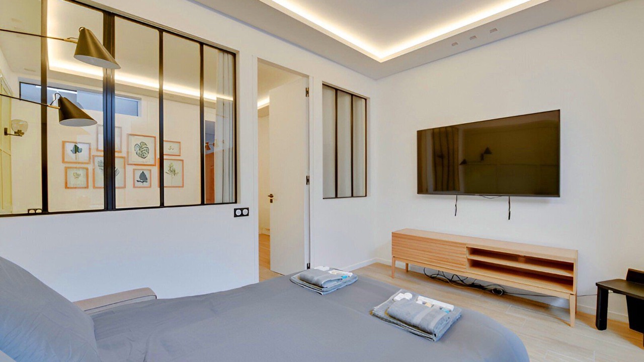 Photo of Bedroom in Saint-Germain-des-Pres