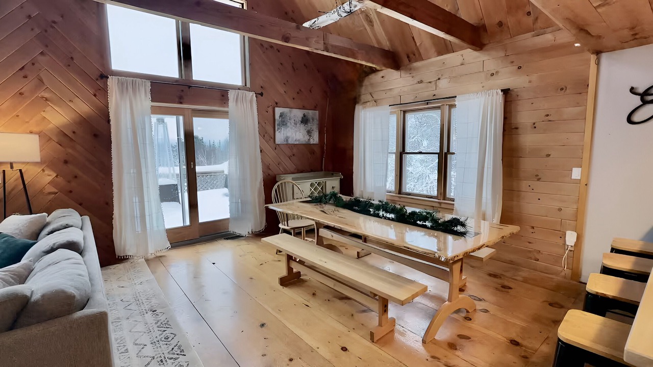 Photo of Livingroom in Lancaster