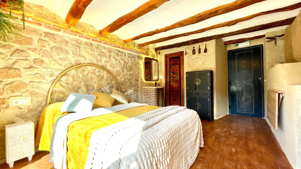 Photo of Bedroom in Olba