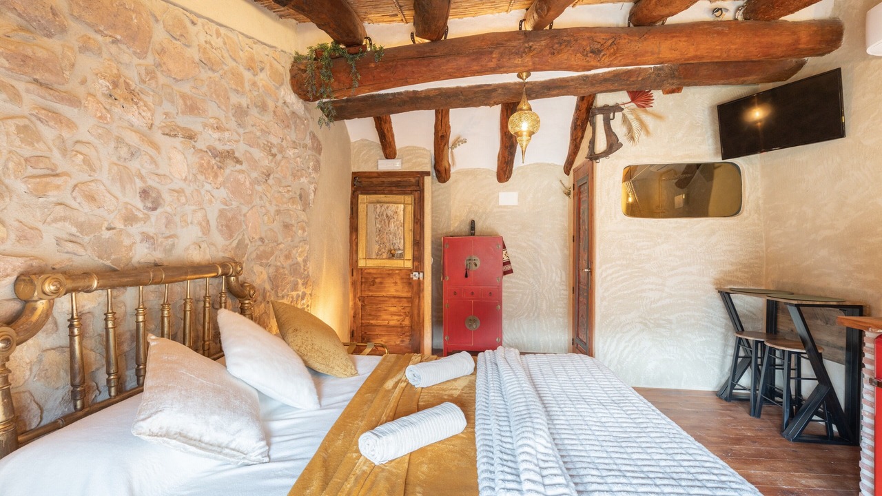 Photo of Bedroom in Olba