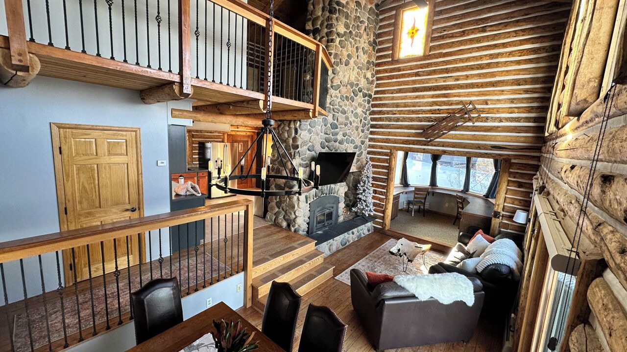 Photo of Livingroom in Fairway Meadows