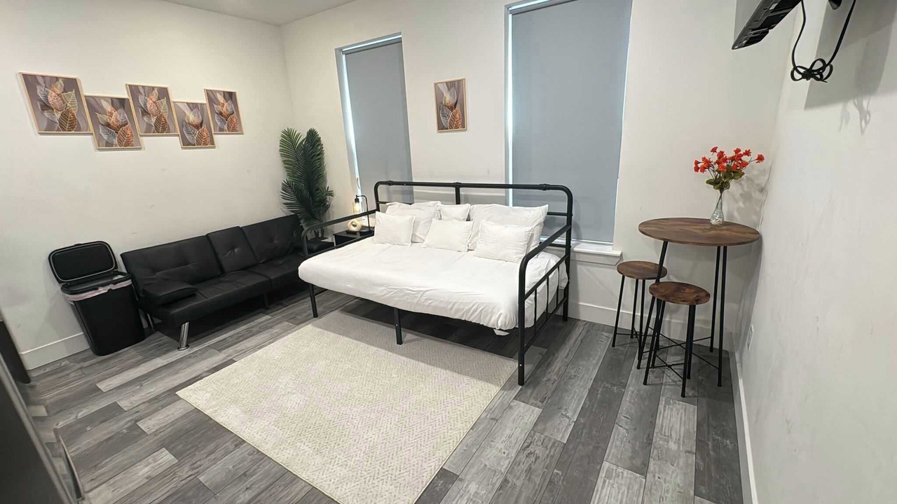 Photo of Bedroom in East Parkside