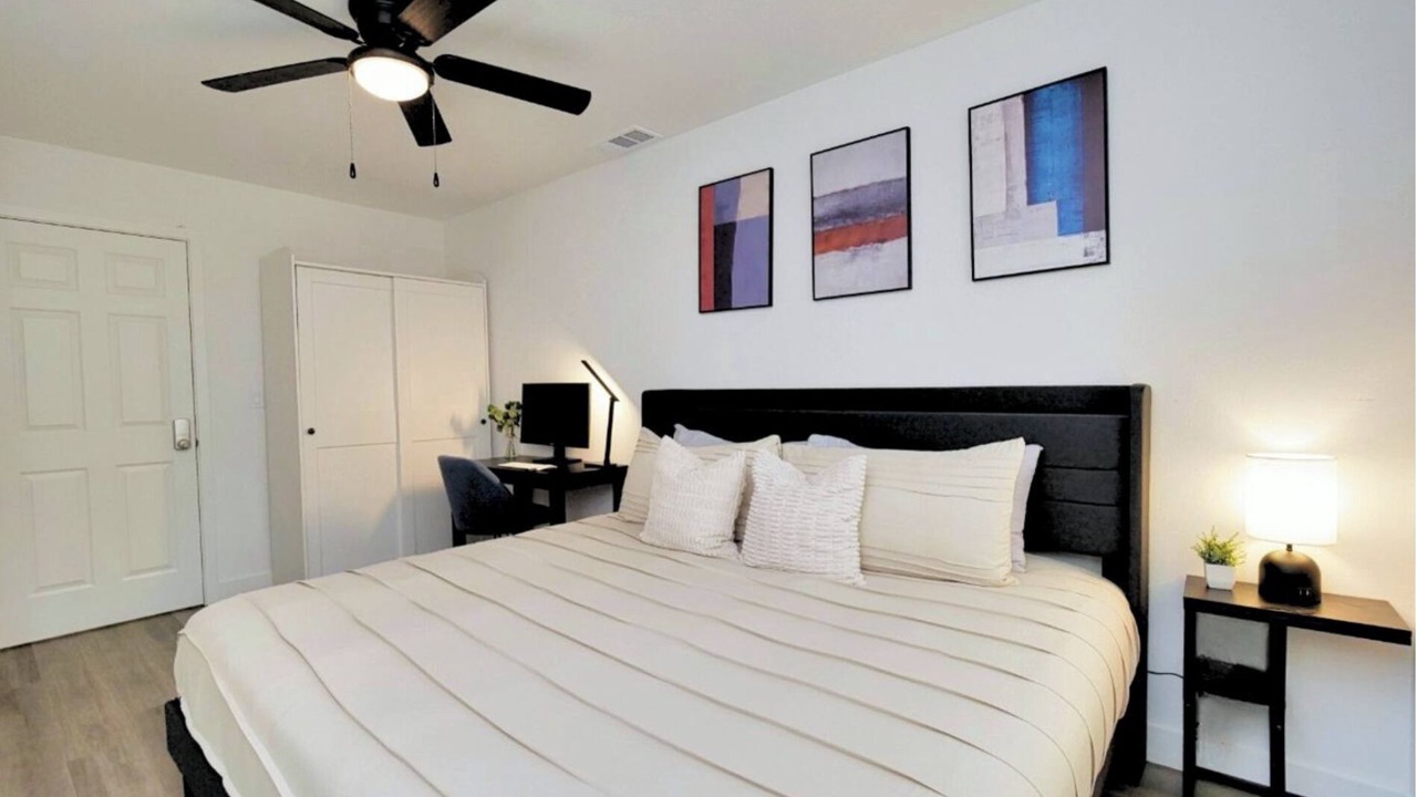 Photo of Others in Cambrian