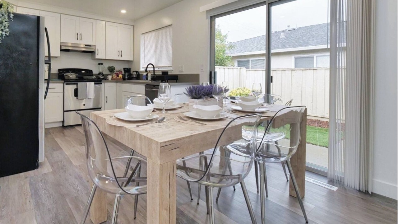 Photo of Others in Cambrian