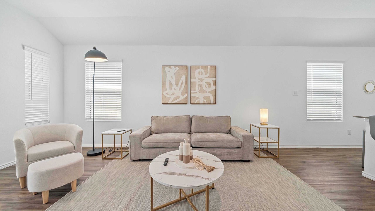 Photo of Livingroom in Hutto