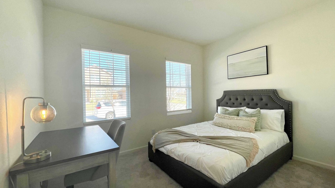 Photo of Bedroom in Edgecliff Village
