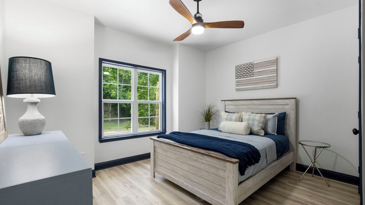 Photo of Bedroom in Pointblank