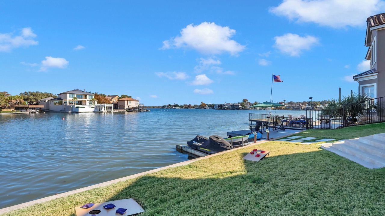 Photo of Outdoor in Horseshoe Bay West