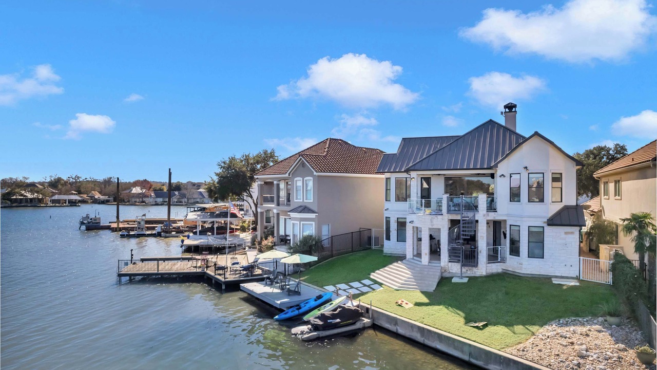 Photo of Outdoor in Horseshoe Bay West