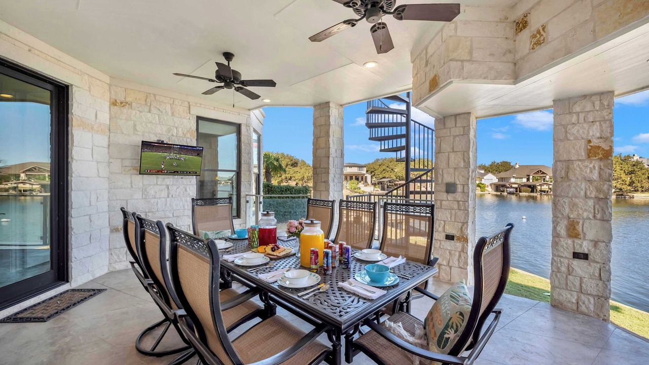 Photo of Outdoor in Horseshoe Bay West