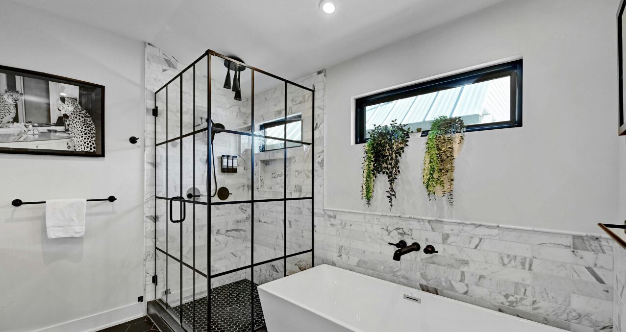 Photo of Bathroom in Holly