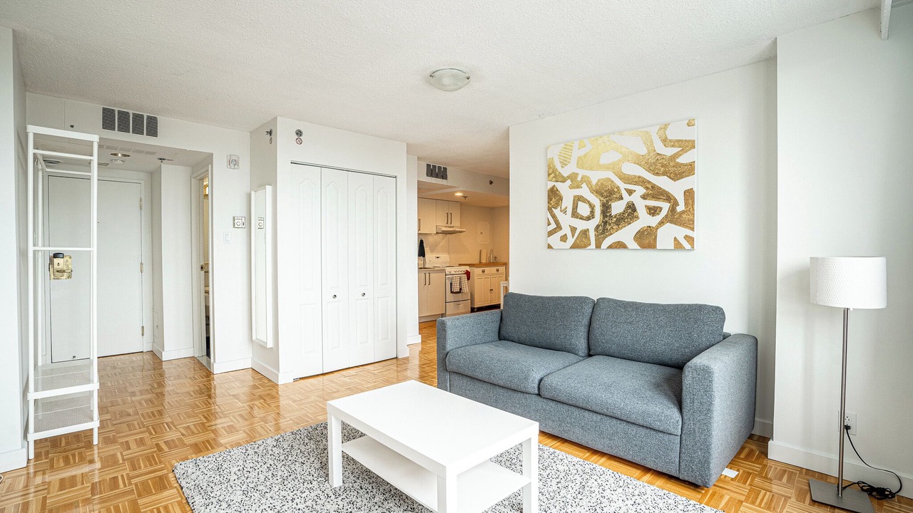 Photo of Livingroom in Downtown Montreal