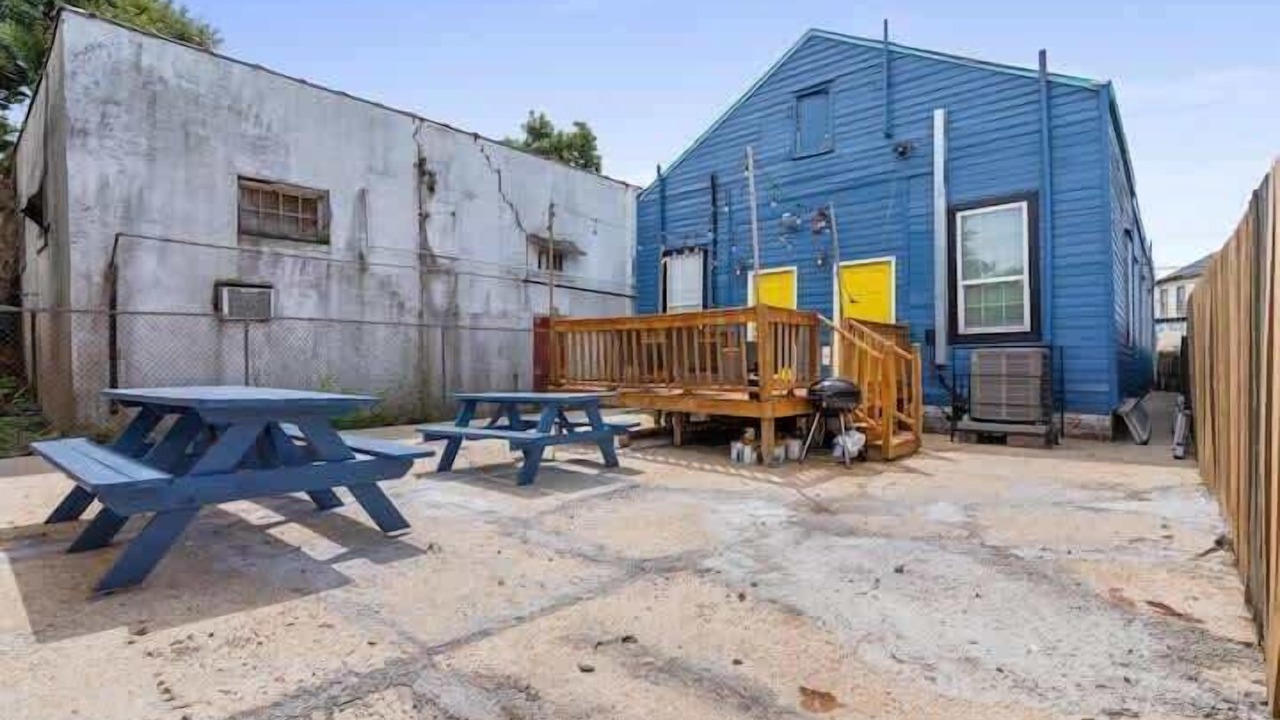 Photo of Outdoor in South 7th Ward