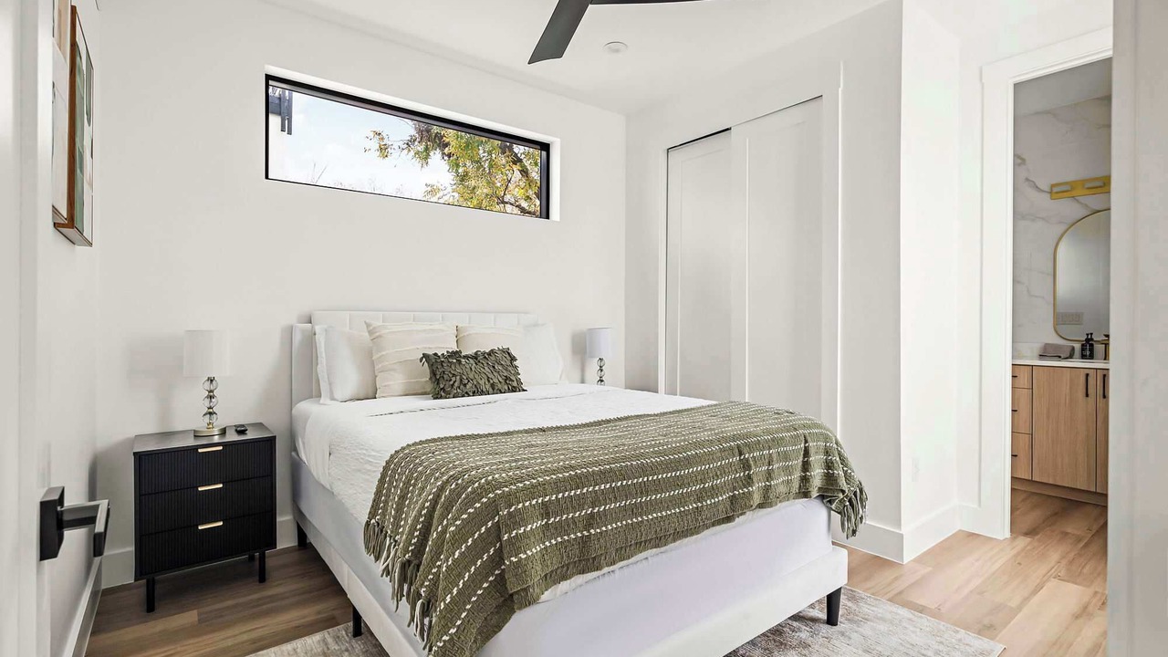 Photo of Bedroom in East Cesar Chavez