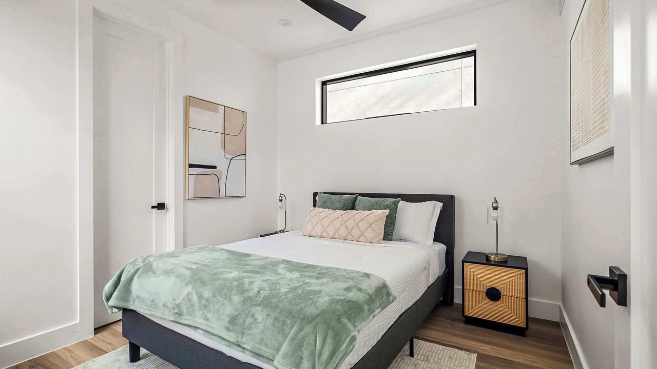 Photo of Bedroom in East Cesar Chavez