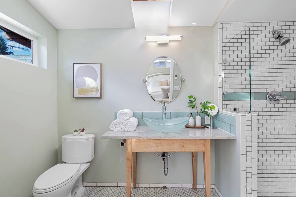 Photo of Bathroom in North Rose Hill