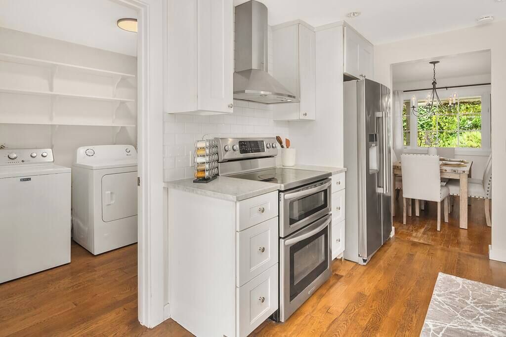 Photo of Kitchen in West Bellevue