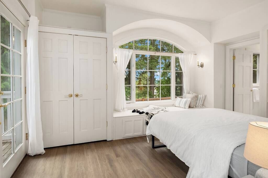 Photo of Bedroom in West Bellevue