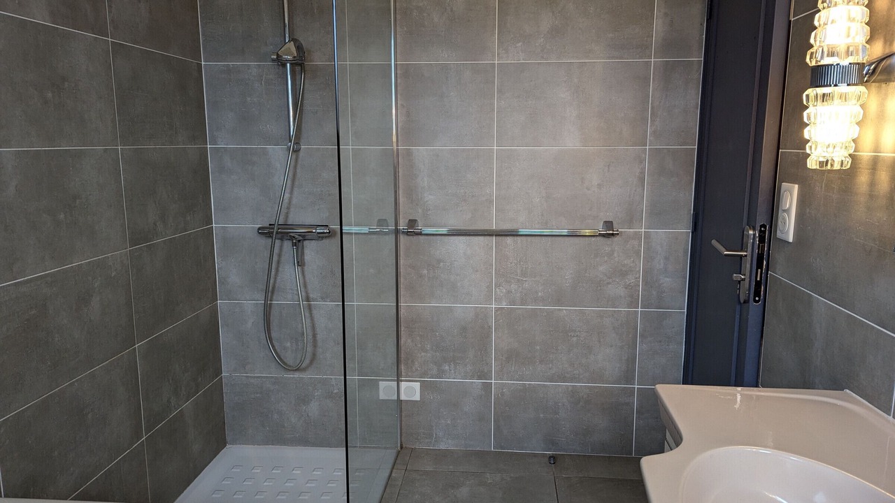 Photo of Bathroom in Epieds-en-Beauce