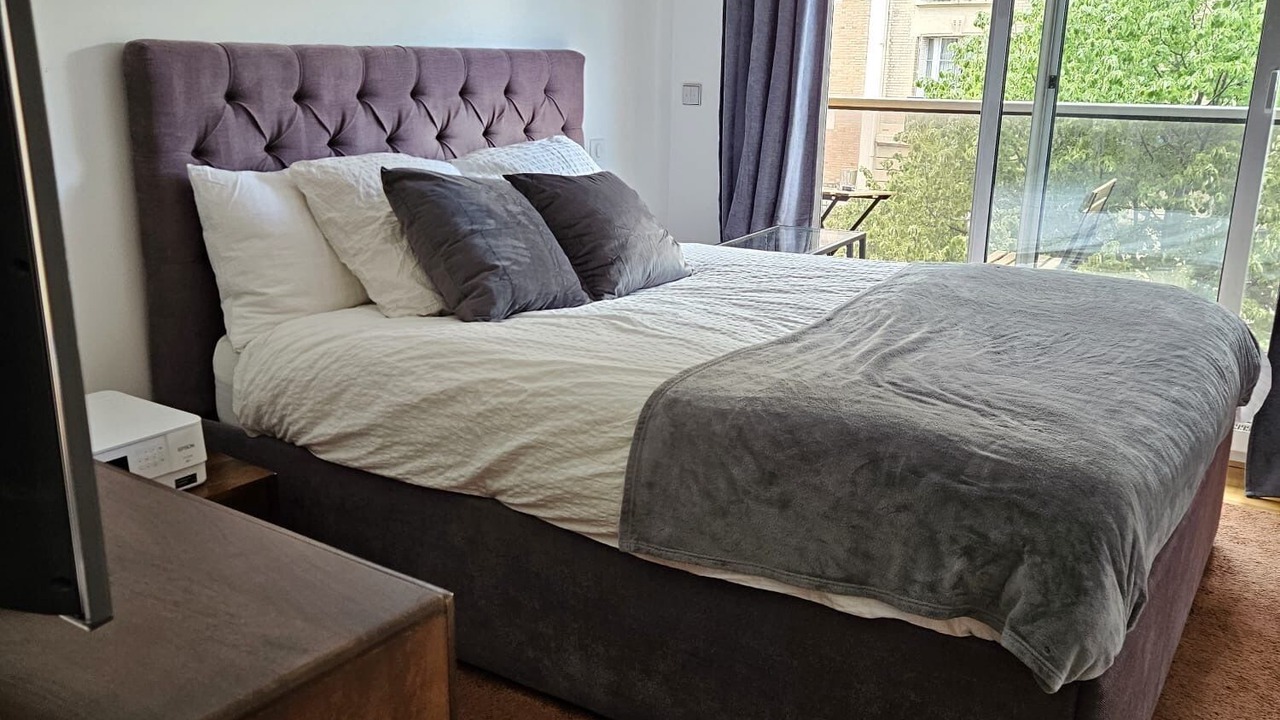 Photo of Bedroom in Passy