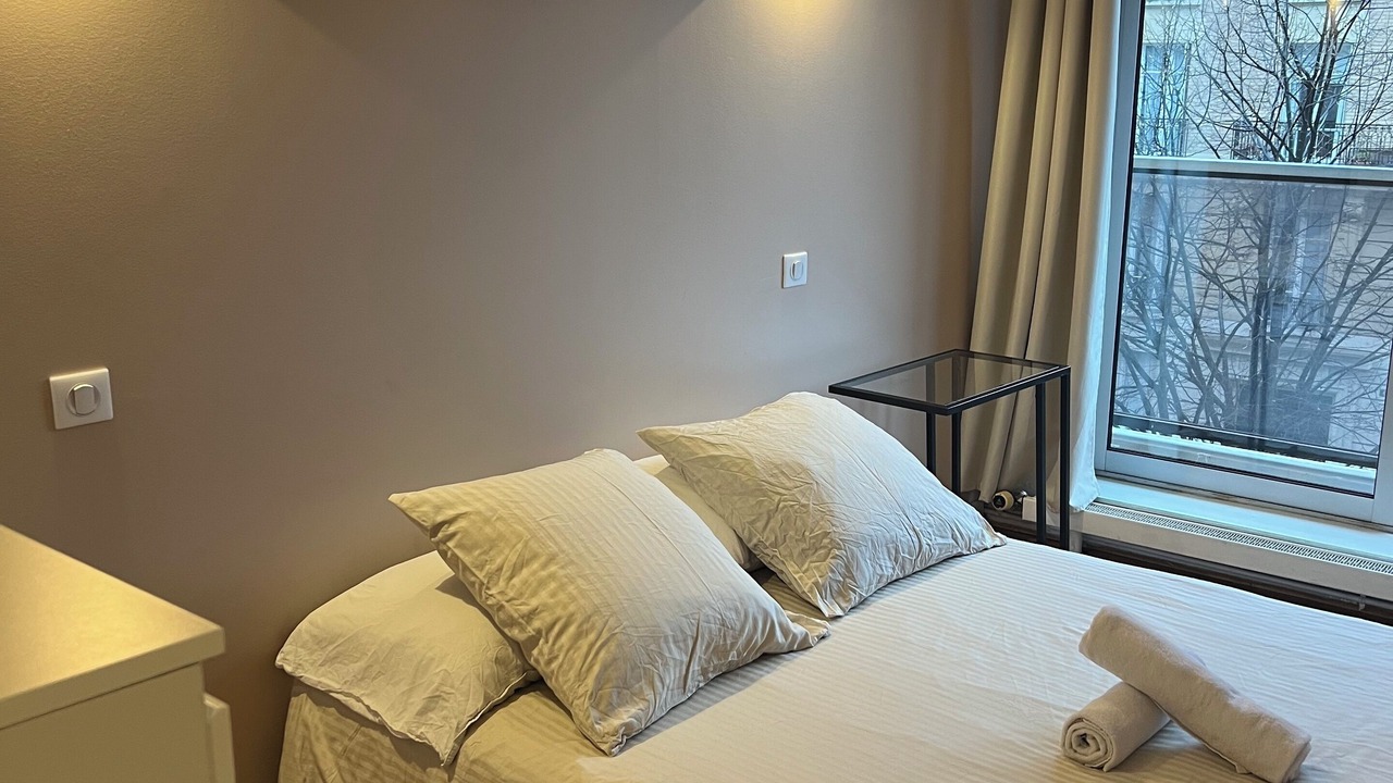 Photo of Bedroom in Passy