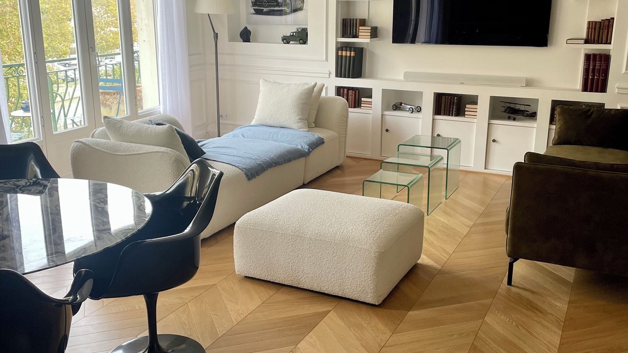 Photo of Livingroom in Convention