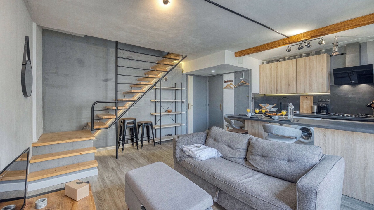 Photo of Livingroom in Secteur 3