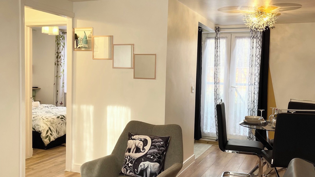 Photo of Others in Chadwell