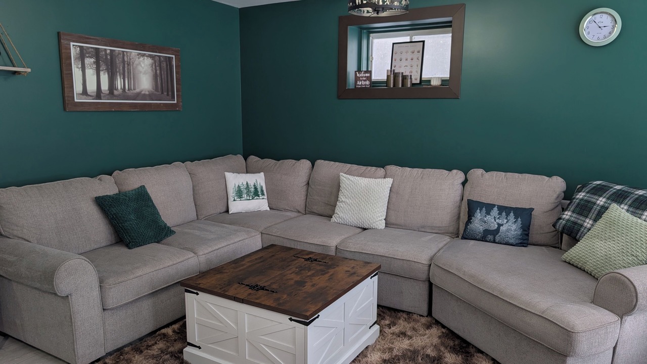Photo of Livingroom in South River
