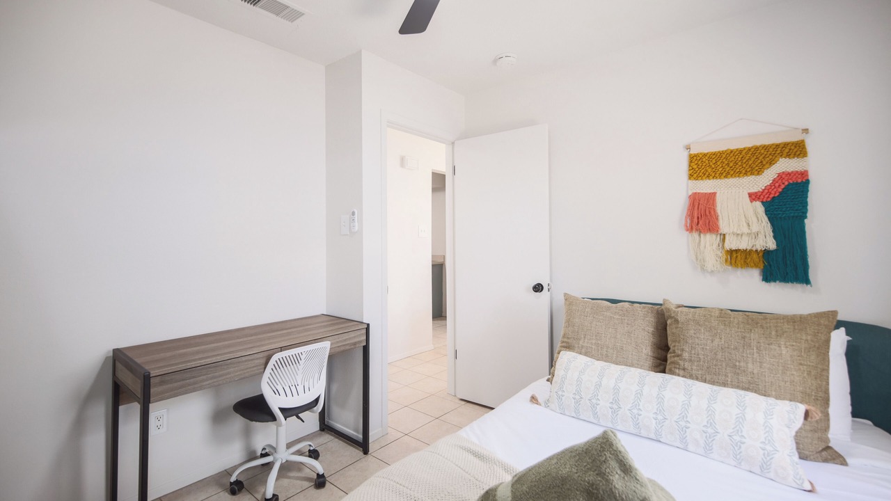 Photo of Bedroom in Barrington Oaks