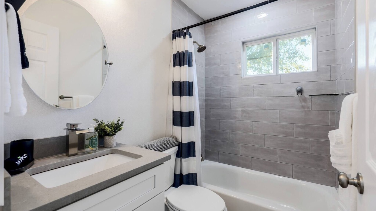 Photo of Bathroom in Windsor Hills