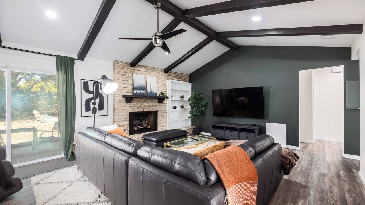 Photo of Bedroom in Windsor Hills