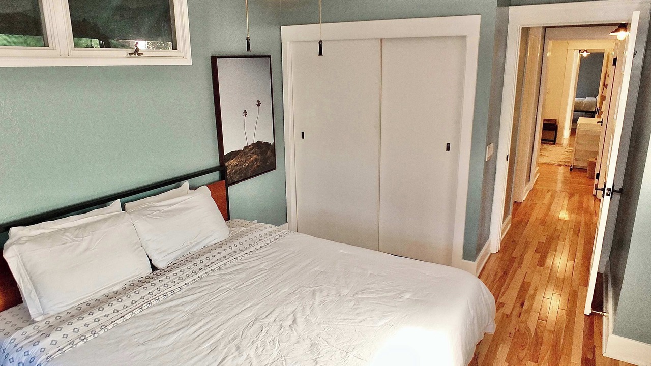 Photo of Bedroom in Bluff Heights