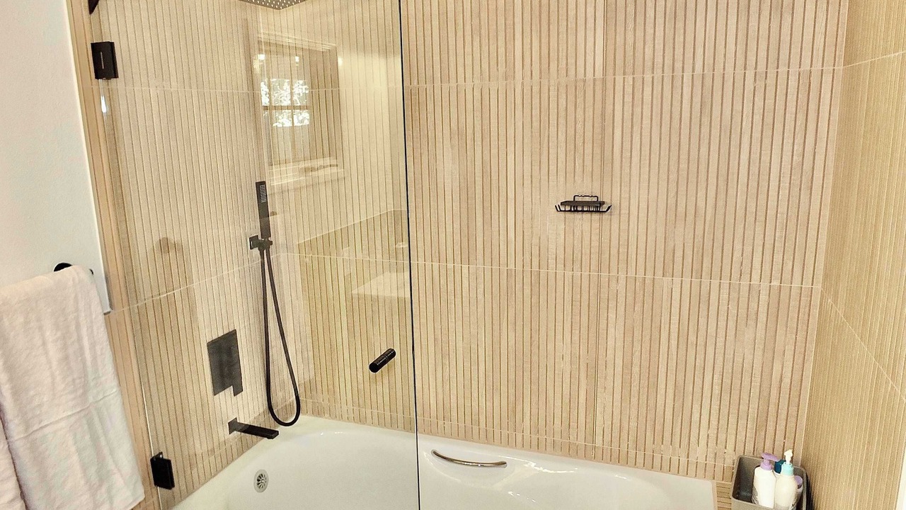 Photo of Bathroom in Bluff Heights