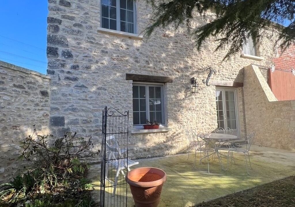 Photo of Outdoor in Cravent