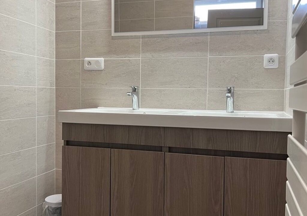 Photo of Bathroom in Cravent