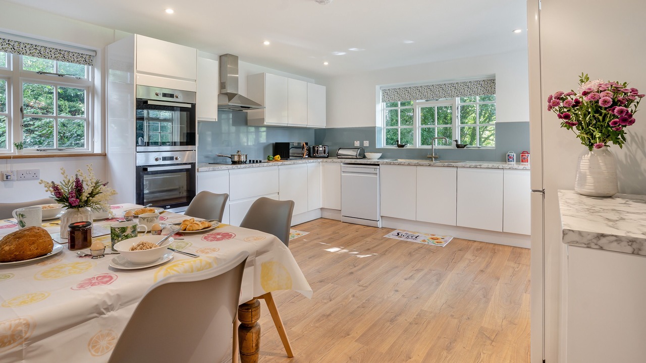 Photo of Kitchen in Llanfihangel Tal-y-llyn