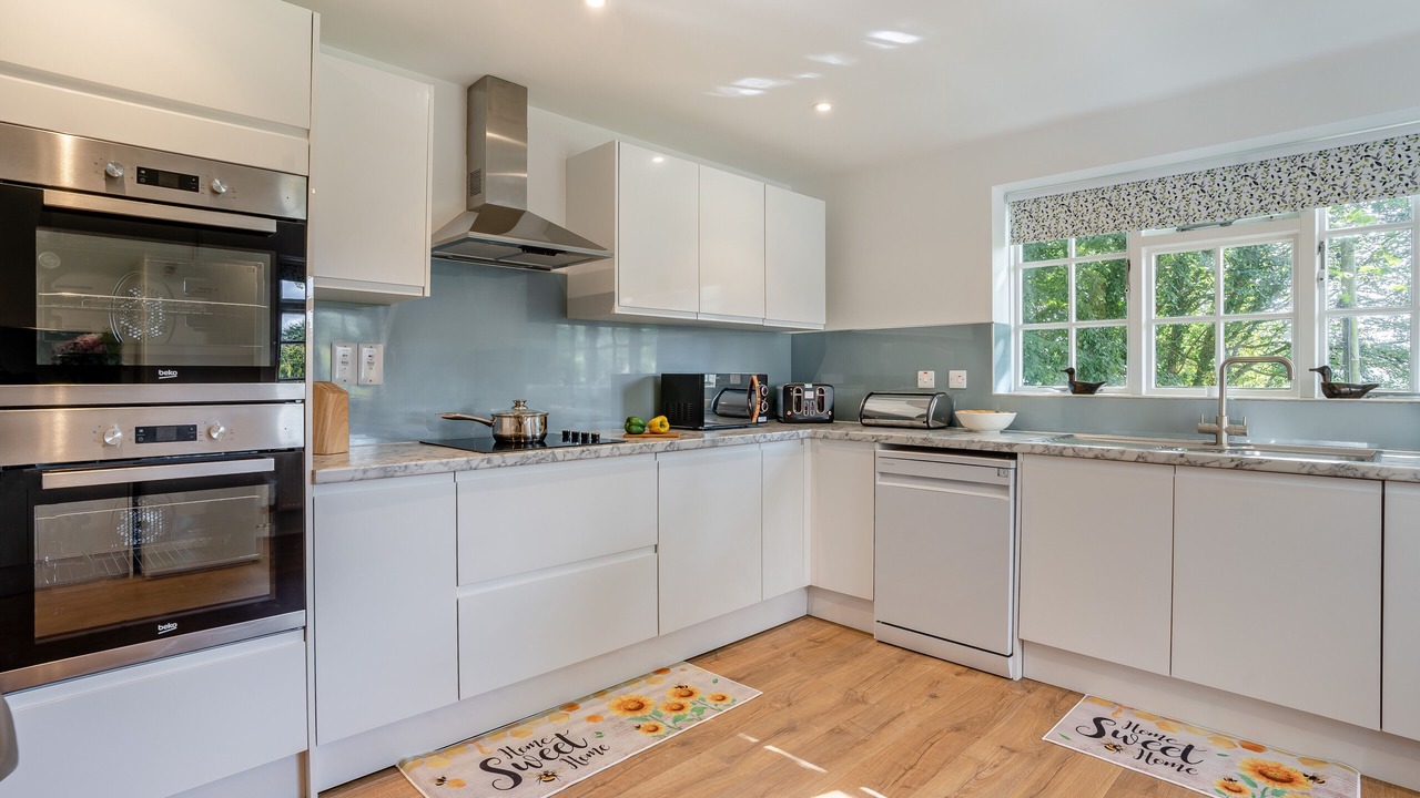 Photo of Kitchen in Llanfihangel Tal-y-llyn