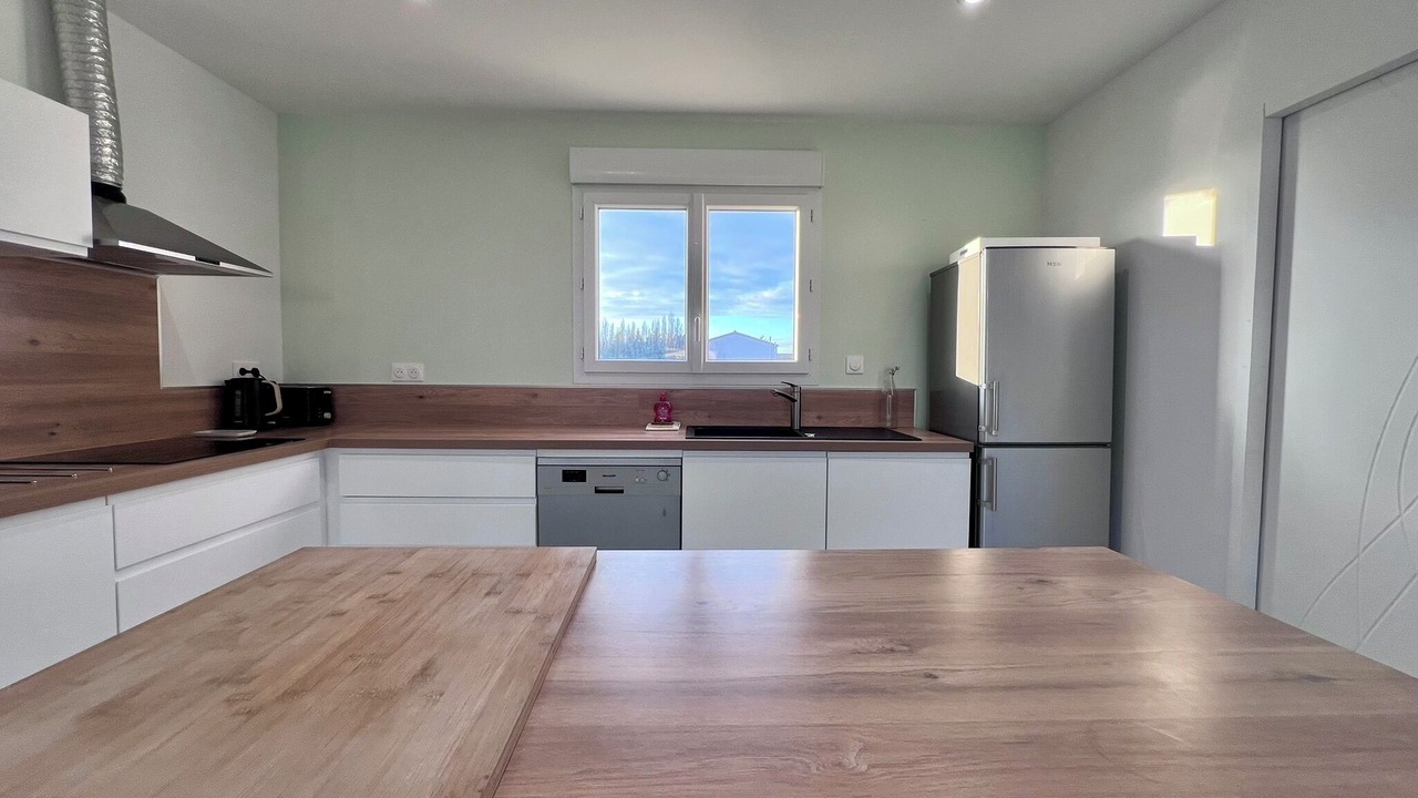 Photo of Kitchen in Petosse