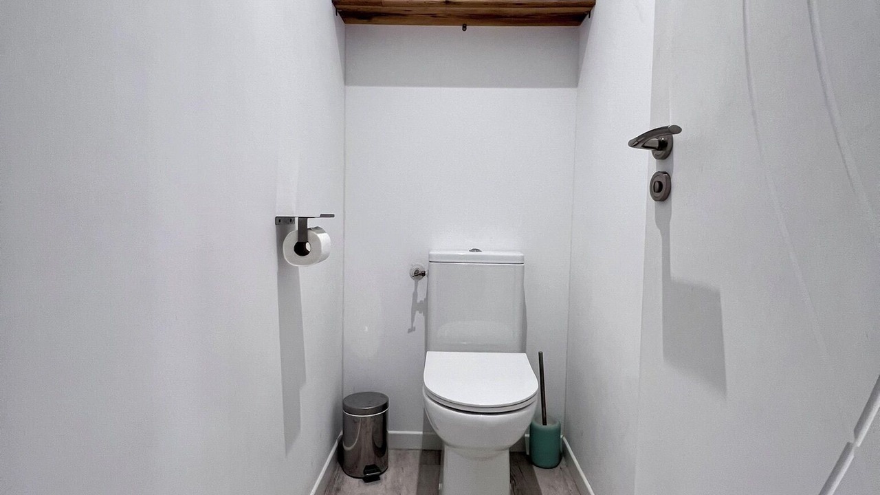 Photo of Bathroom in Petosse